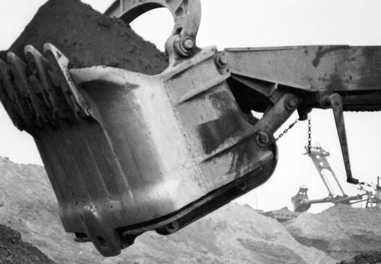ORE KURSK MAGNETIC ANOMALY MINE