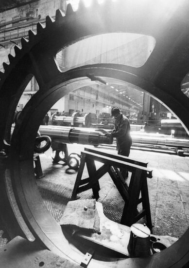 BALTIISK SHIPYARD EMPLOYEE
