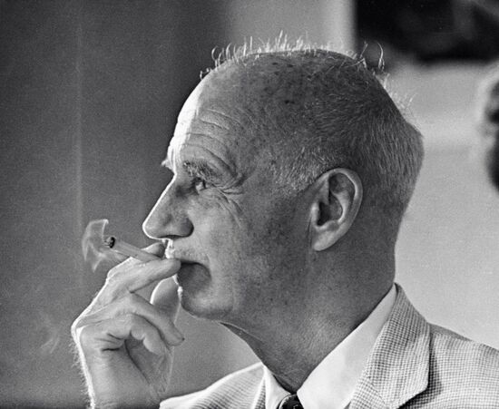 LENIN PRIZE-WINNER KENT