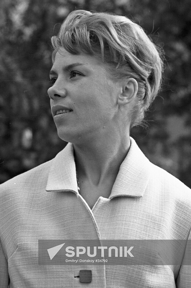 GYMNAST LATYNINA