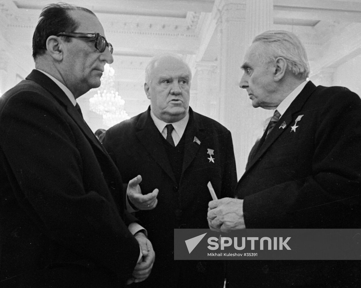 TOVSTONOGOV TIKHONOV FEDIN DEPUTIES