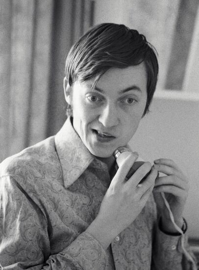 KARPOV WORLD CHESS CHAMPION 