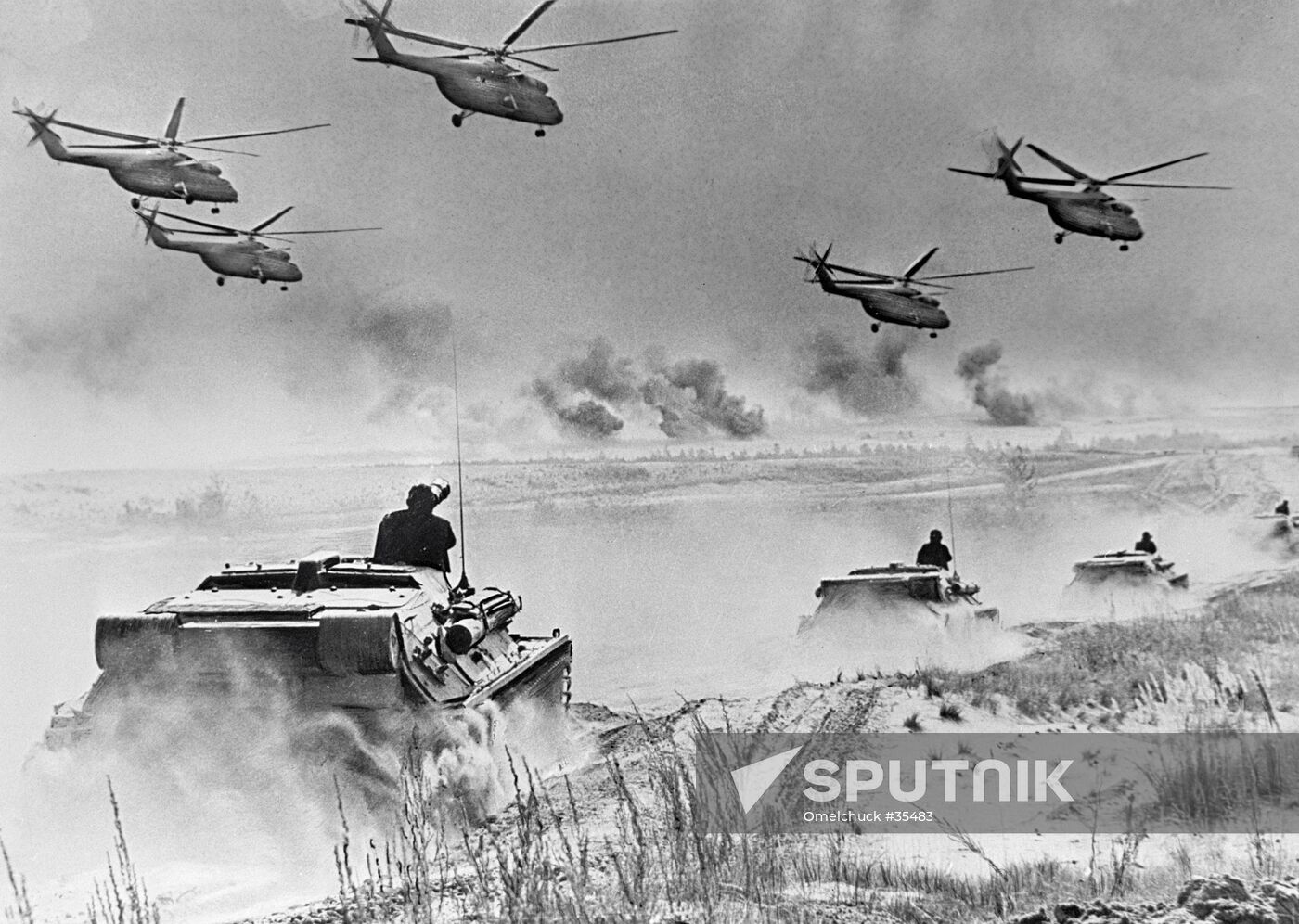 SOVIET ARMY TACTICAL TRAINING EXERCISE