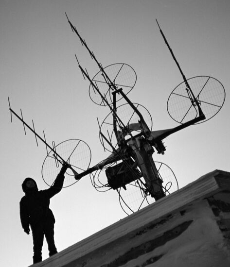 POLAR STATION HYDROMETEOROLOGICAL SERVICE KOTELNY