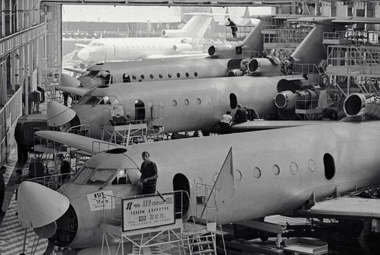 AIRCRAFT YAK-40 FACTORY 