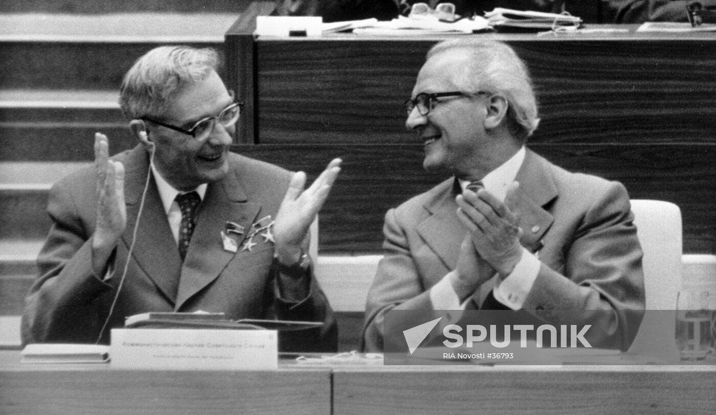 GERMANY NINTH CONGRESS SUSLOV HONECKER