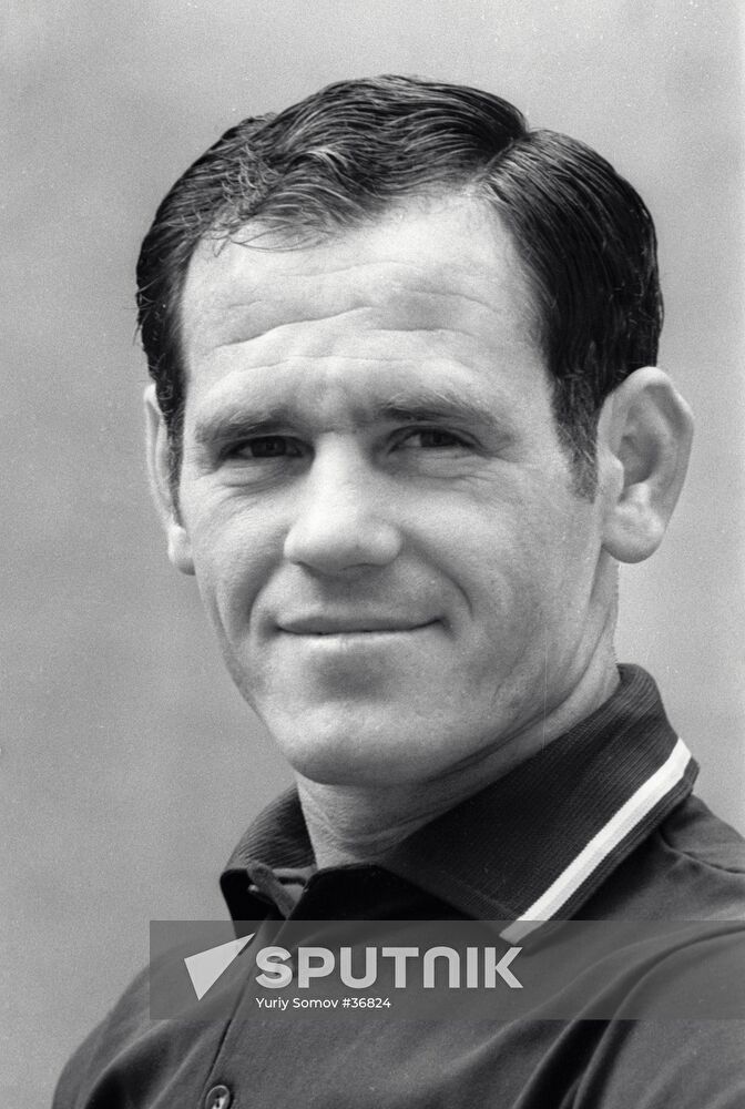 SABO DYNAMO NATIONAL TEAM HALFBACK