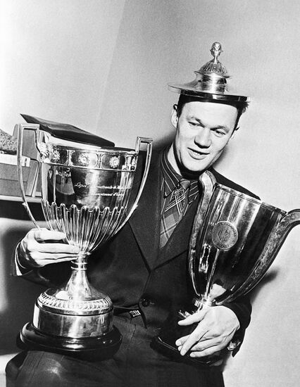 BOBROV CUPS FOOTBALL