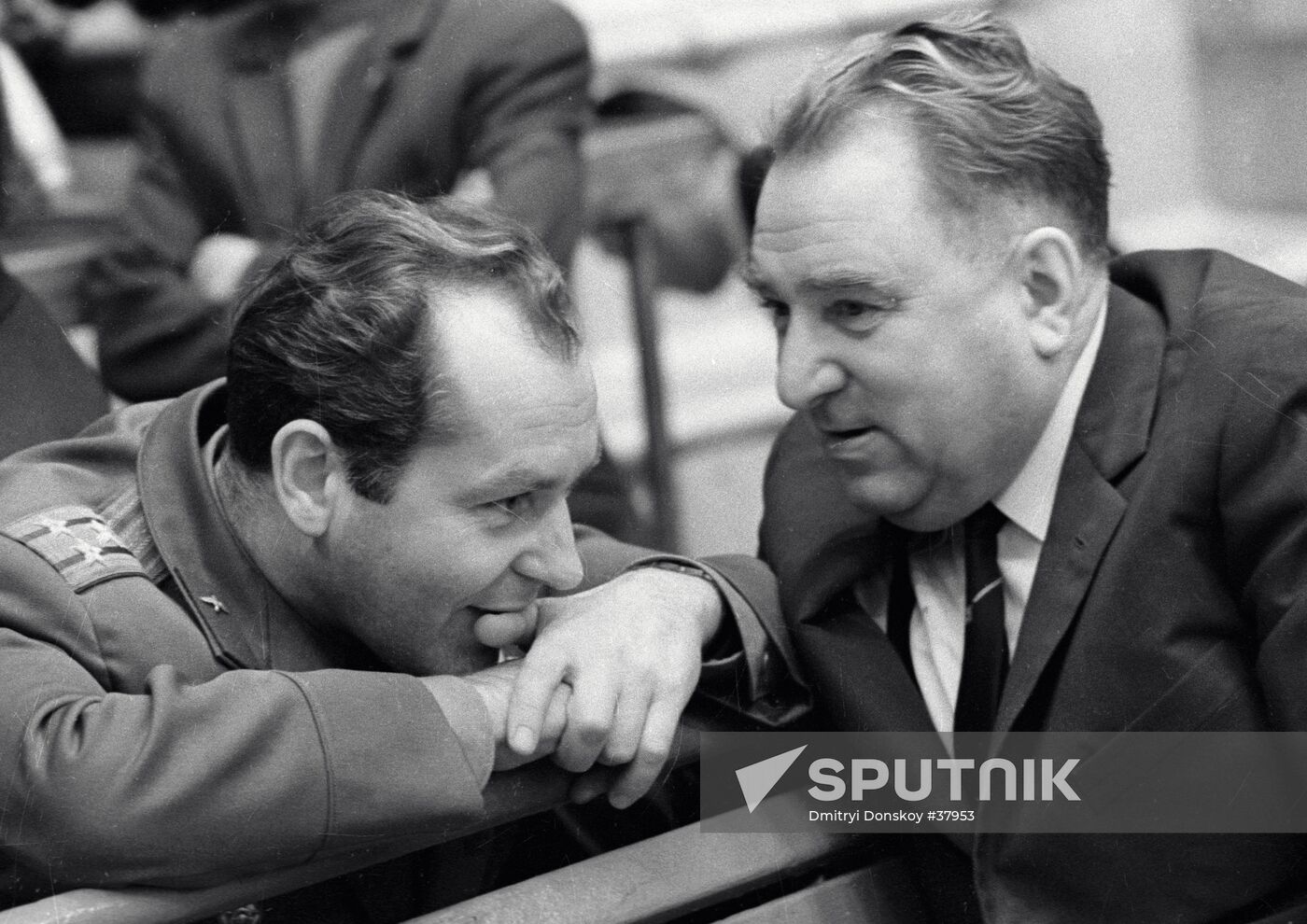 COSMONAUT TITOV COACH TARASOV