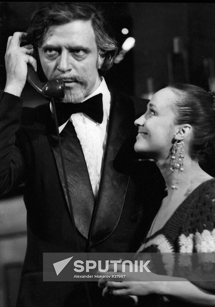 LAZAREV PECHERNIKOVA PLAY