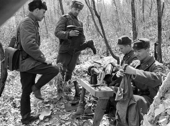 FRONTIER GUARDS SHOEMAKER EXERCISE