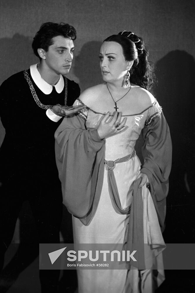KOZAKOV GRIGORYEVA "HAMLET"