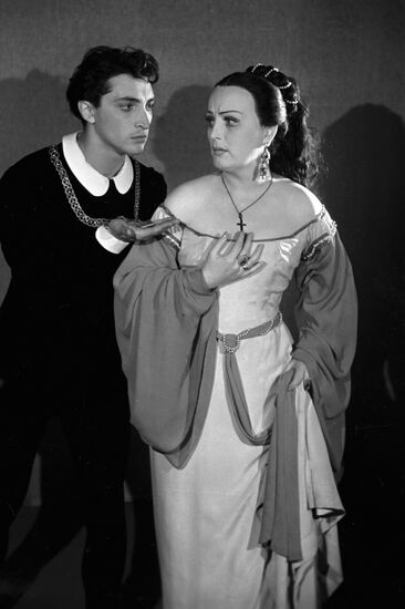 KOZAKOV GRIGORYEVA "HAMLET"