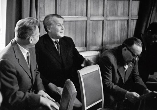 LENIN PRIZE COMMITTEE MEMBERS 