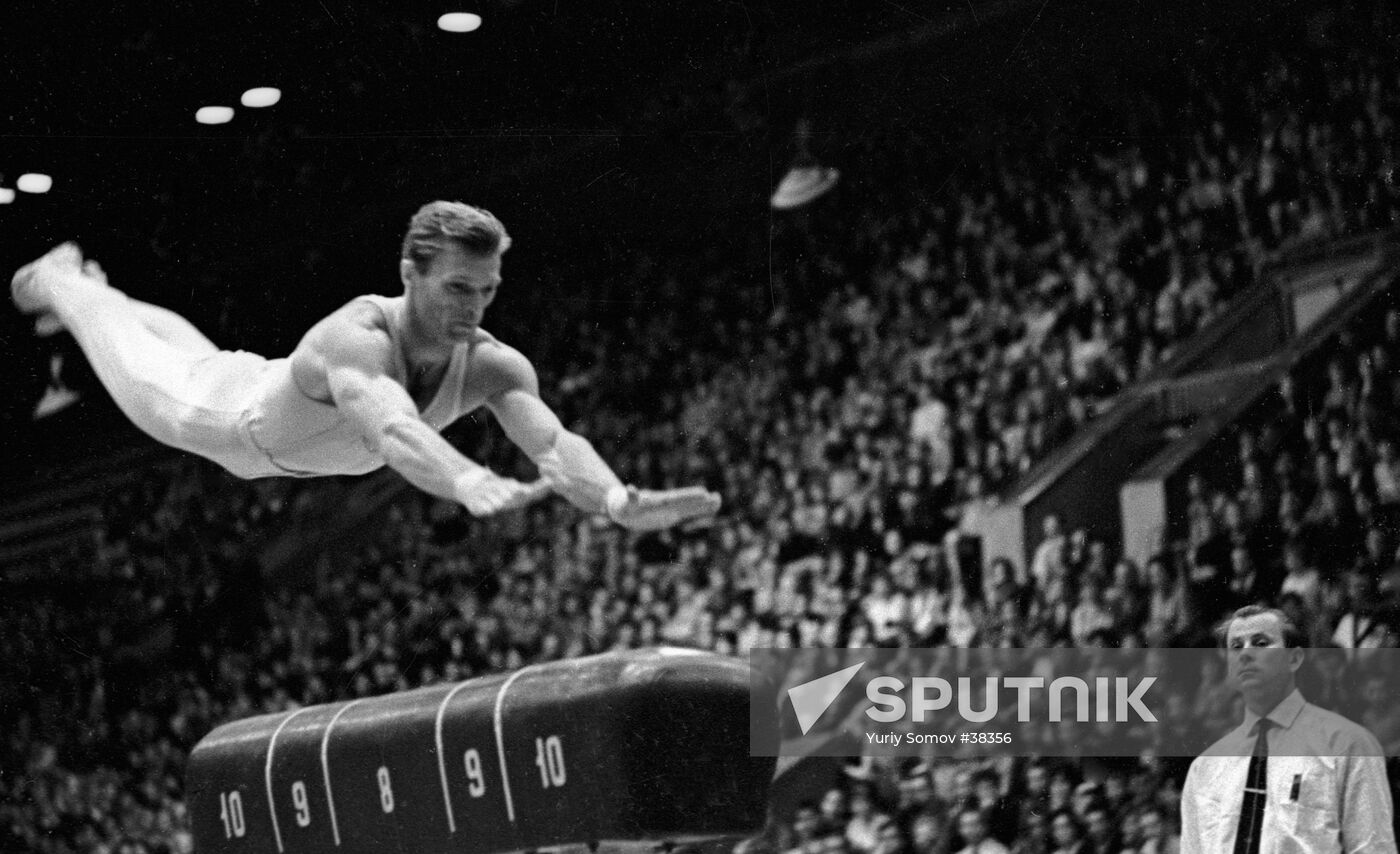 GYMNAST SHAKHLIN 