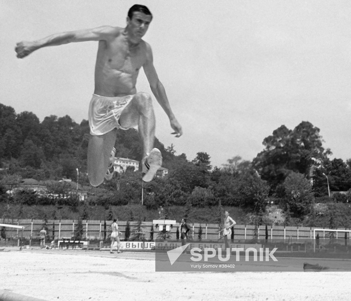 SANEYEV JUMP TRAINING