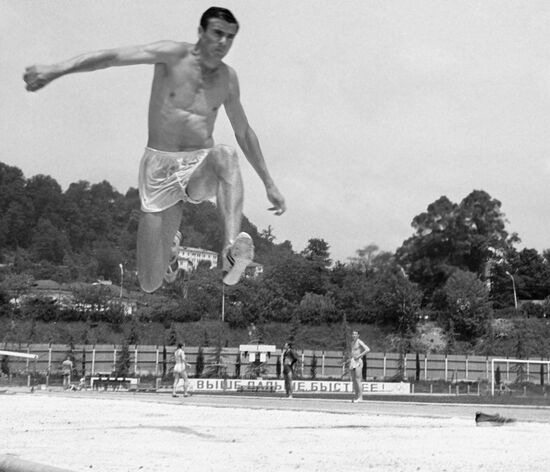 SANEYEV JUMP TRAINING