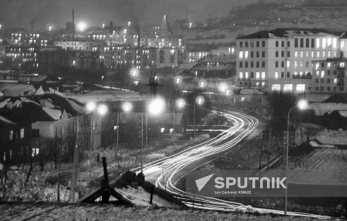 CITY NIGHT