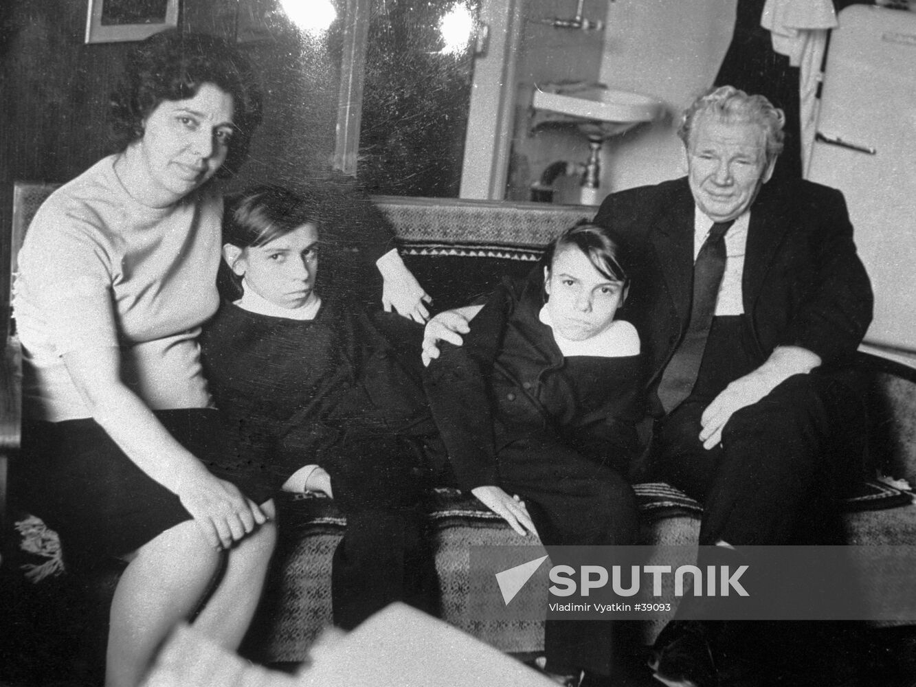 SIAMESE TWINS KRIVOSHLYAPOV ANOKHIN GOROKHOVA