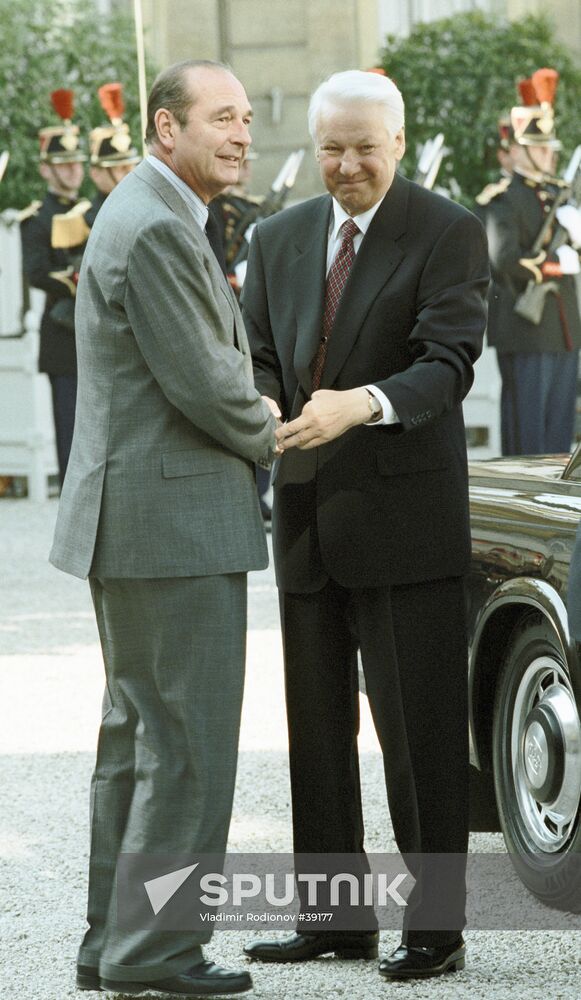 YELTSIN VISIT FRANCE CHIRAC MEETING