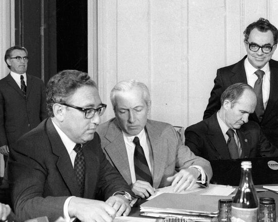 SECRETARY OF STATE KISSINGER