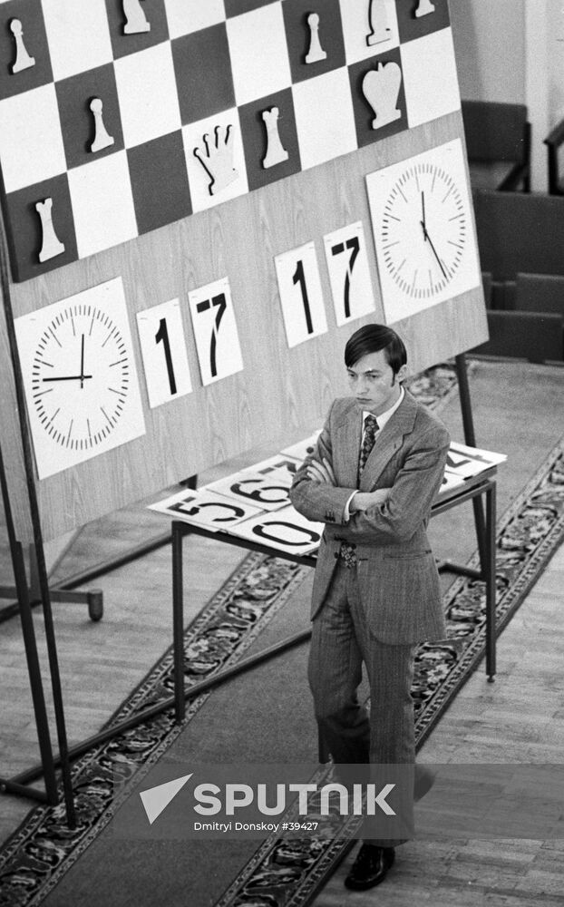 CHESS KARPOV MATCH CANDIDATE FOR THE TITLE OF THE WORLD CHESS C