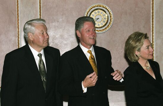 CLINTON YELTSIN 