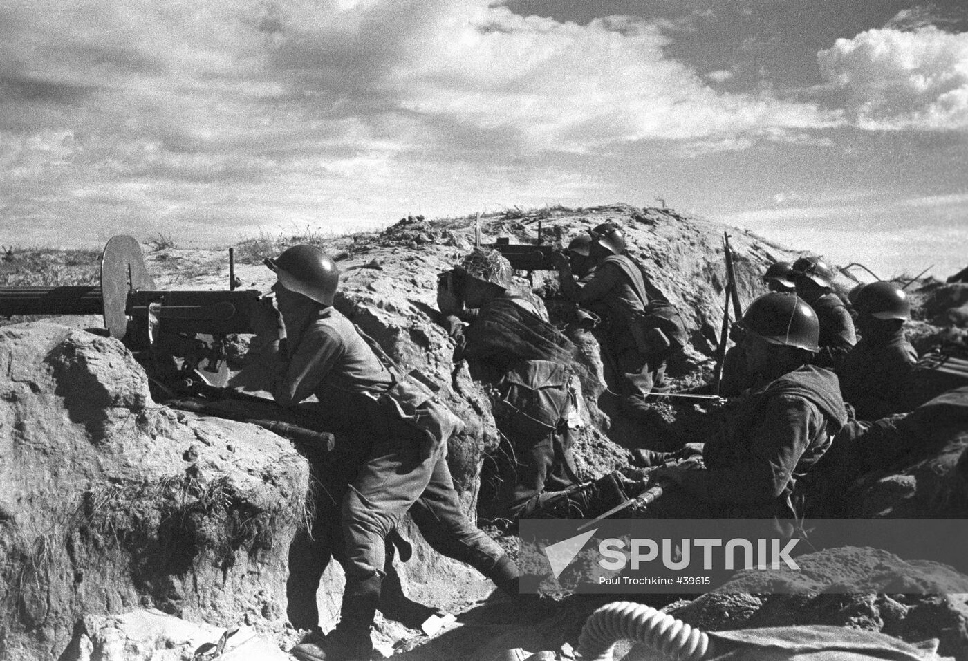 MACHINE GUNNERS POSITION MONGOLIA