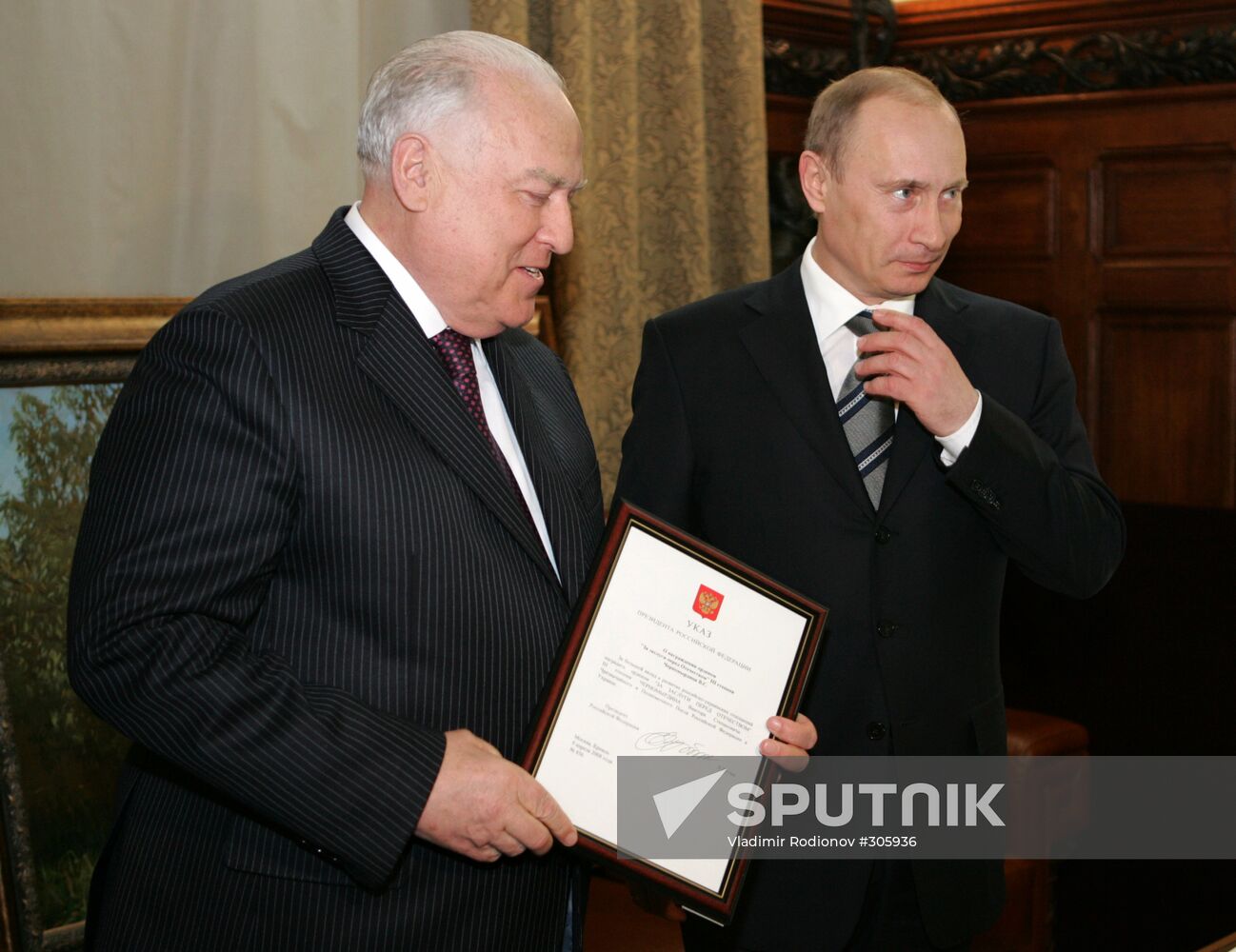 Vladimir Putin and Viktor Chernomyrdin