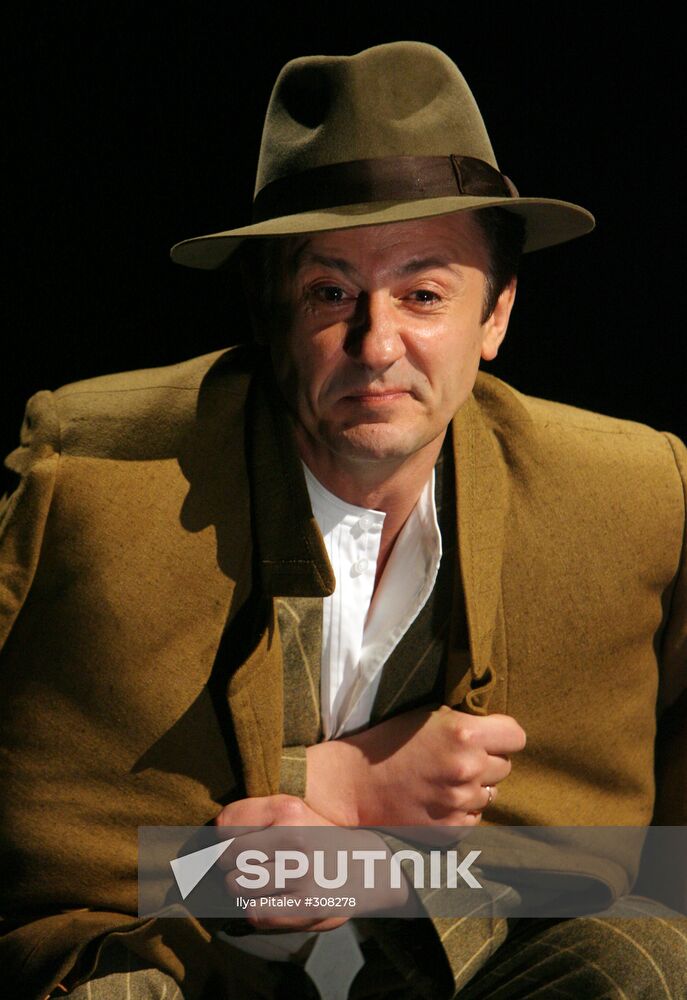 Oleg Menshikov in one-man show