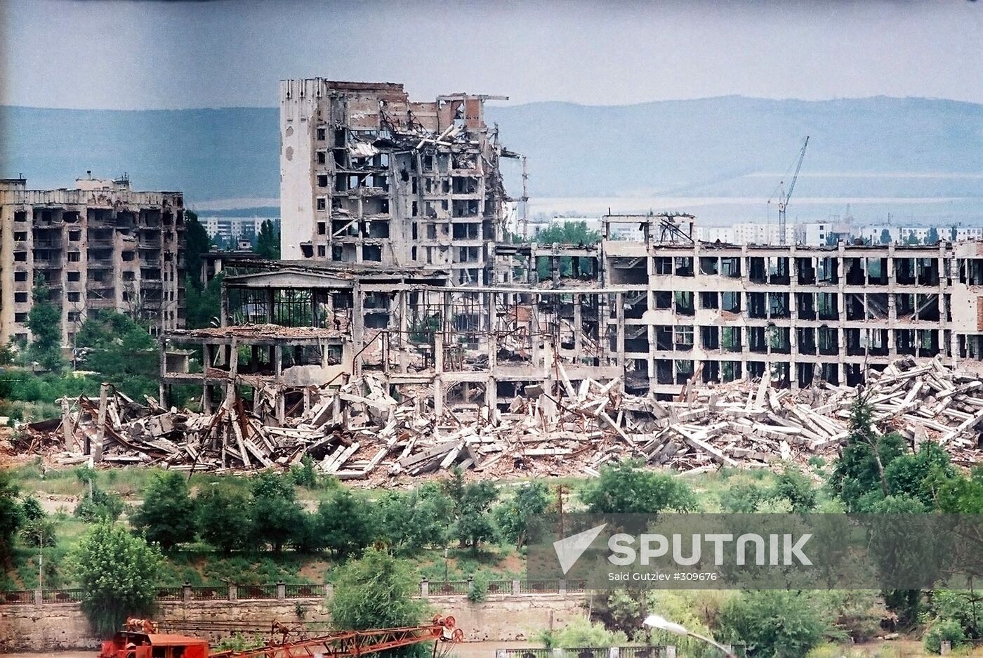 Views of Grozny. 1997
