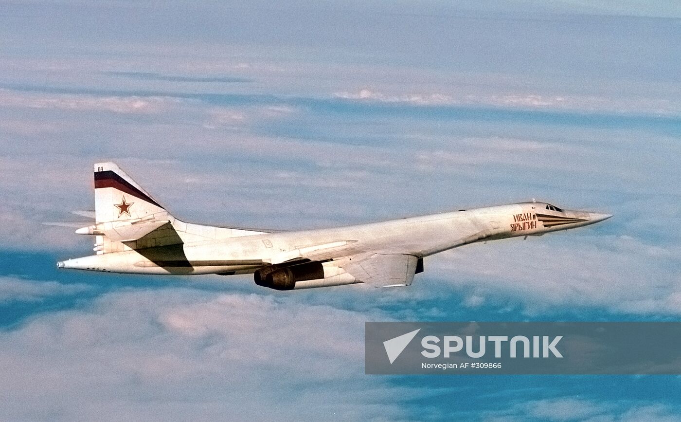 Strategic supersonic bomber Tu-160