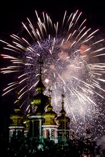 Fireworks to commemorate Victory Day
