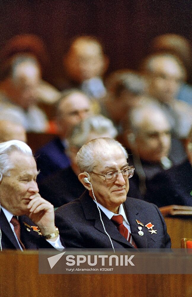 Konstantin Chernenko and Yury Andropov