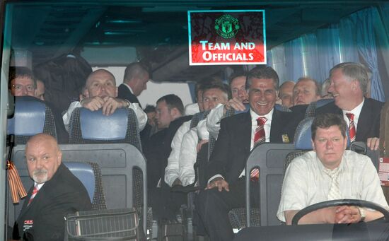 Manchester United arrives in Moscow
