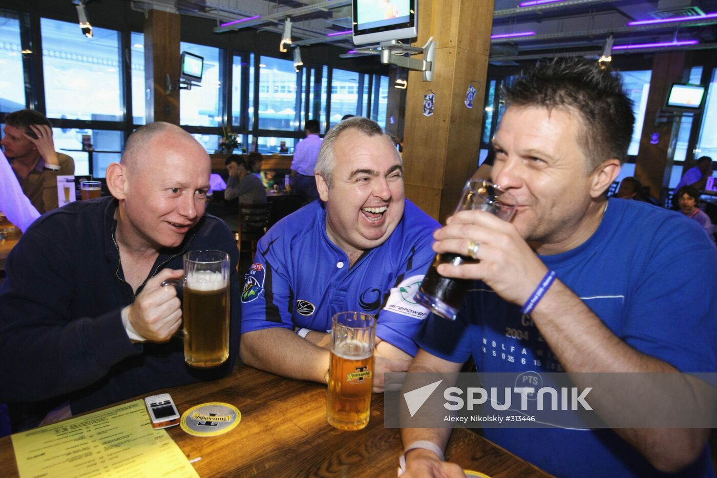 Soccer fans in a Moscow bar