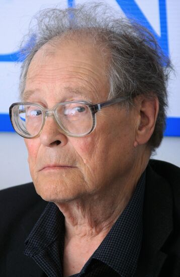 Sergei Kovalyov, head of the Andrei Sakharov Foundation