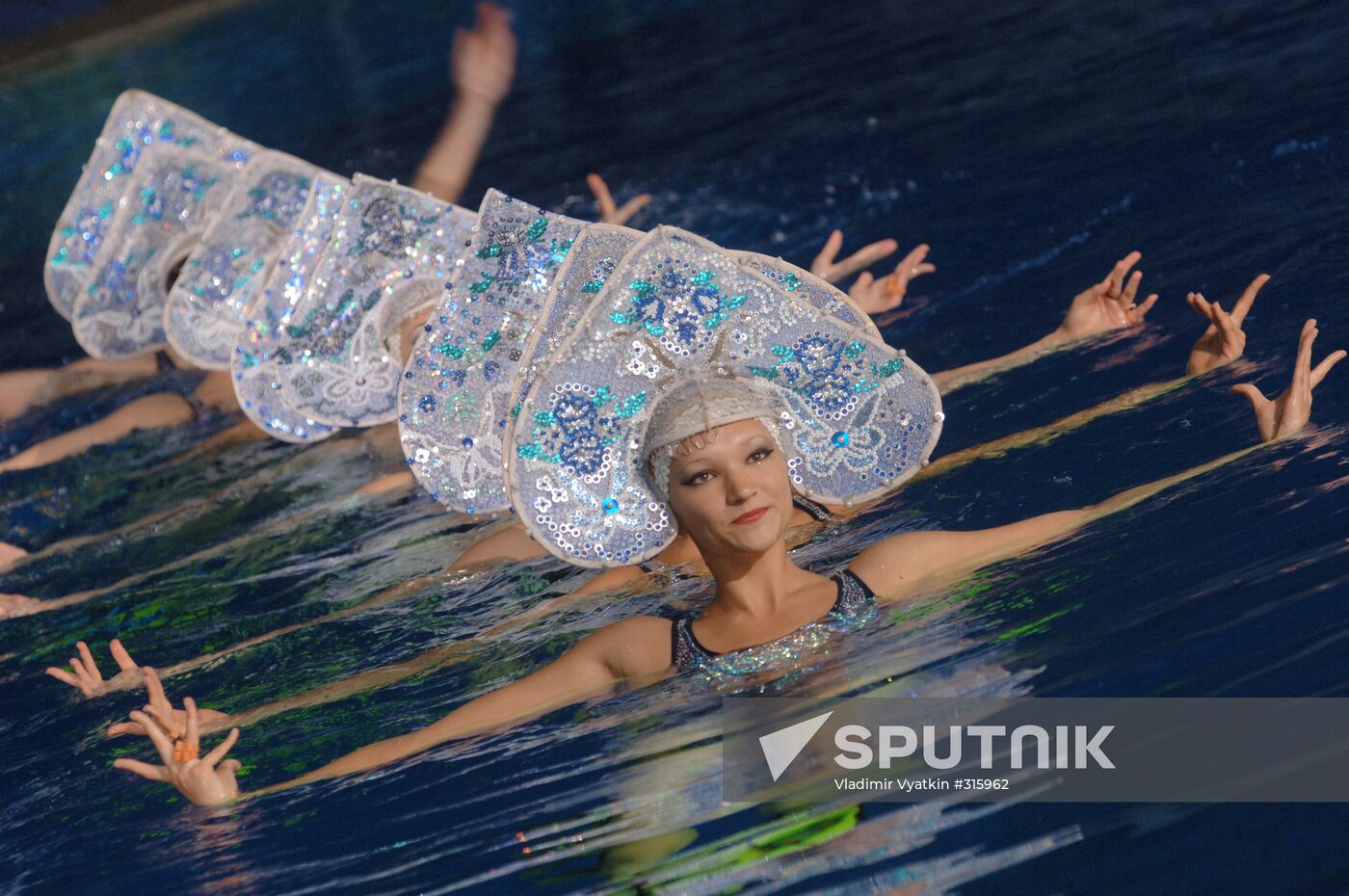 Water-based performance "Swan Lake"
