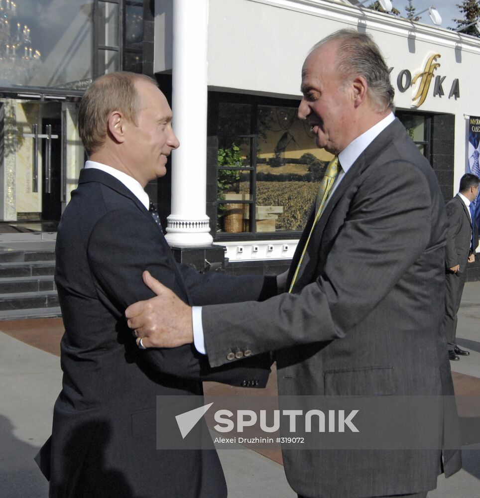 Vladimir Putin and Juan Carlos I