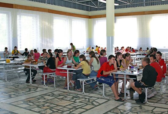 Food poisoning at Solnechny summer camp for children