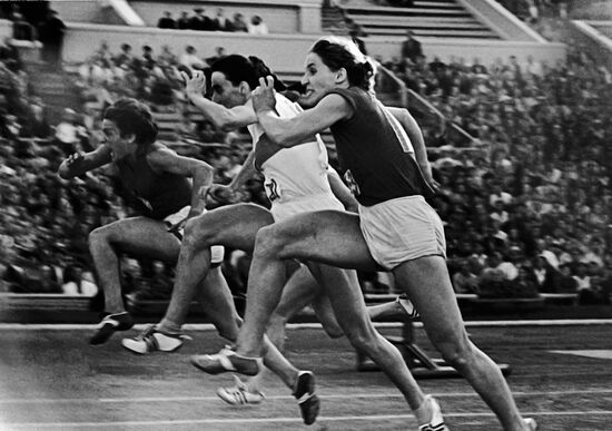 Running heat, Soviet-West German athletics match in 1959