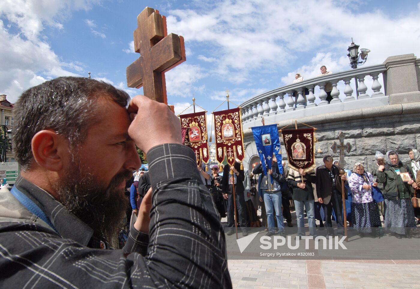 Ukrainian Orthodox Church believers in Moscow