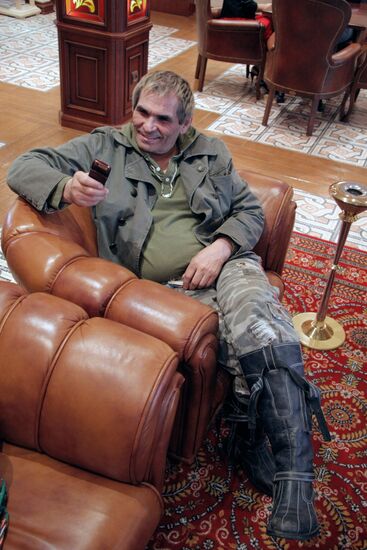 Bari Alibasov producer