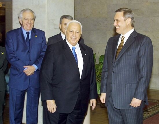 Mikhail Kasyanov and Ariel Sharon