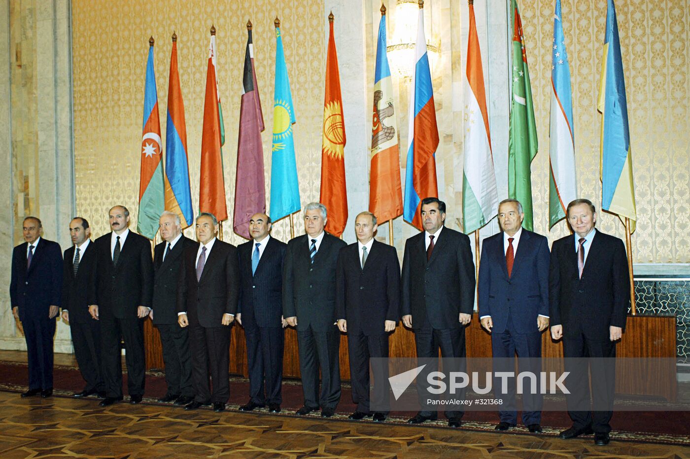 CIS heads of state at Chisinau summit