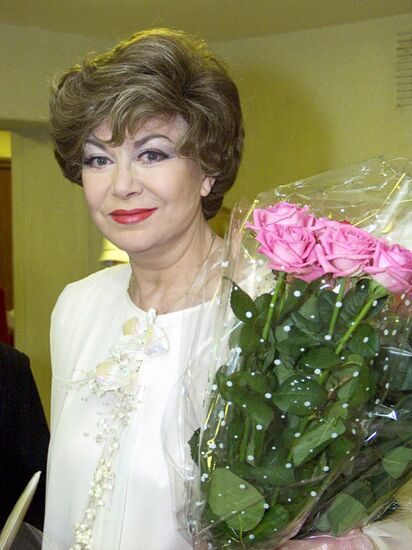 Singer Edita Pyekha