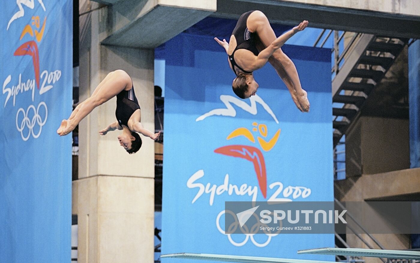 Russian divers Yulia Pakhalina and Vera Ilyina