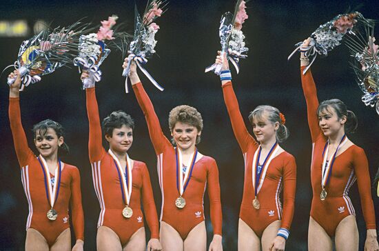 Soviet gymnasts at the Olympic Games in Seoul