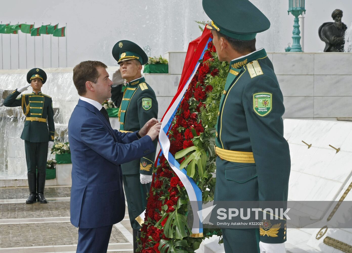 Dmitry Medvedev, Turkmenistan
