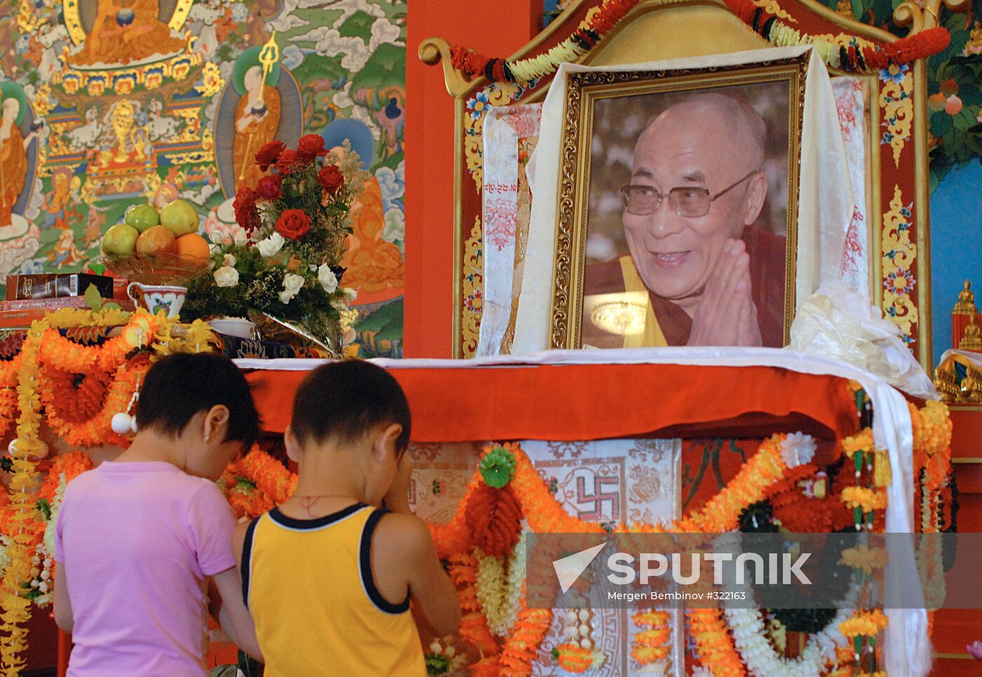 Buddhists celebrate Dalai Lama's birthday